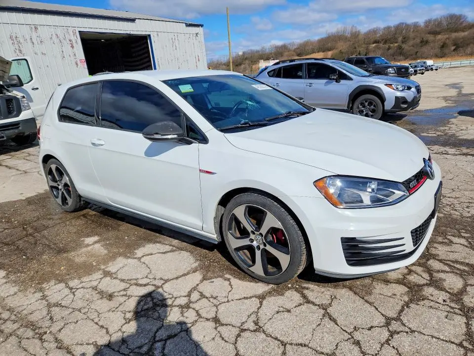 2016 VOLKSWAGEN GTI S  