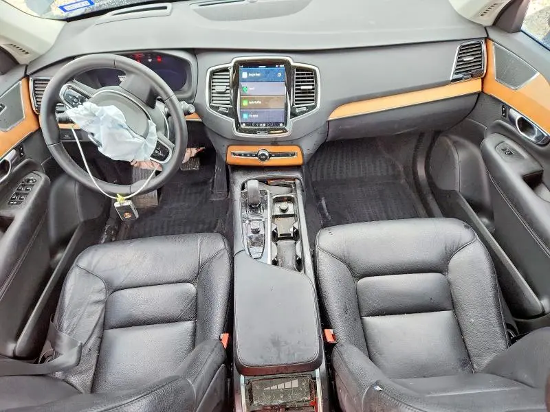 2023 VOLVO XC90 PLUS  