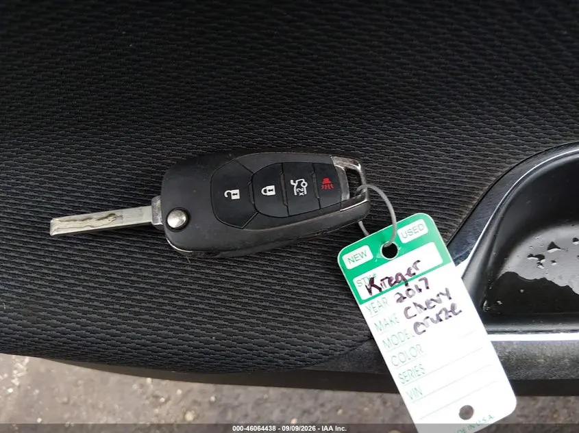 2017 CHEVROLET CRUZE LT AUTO
