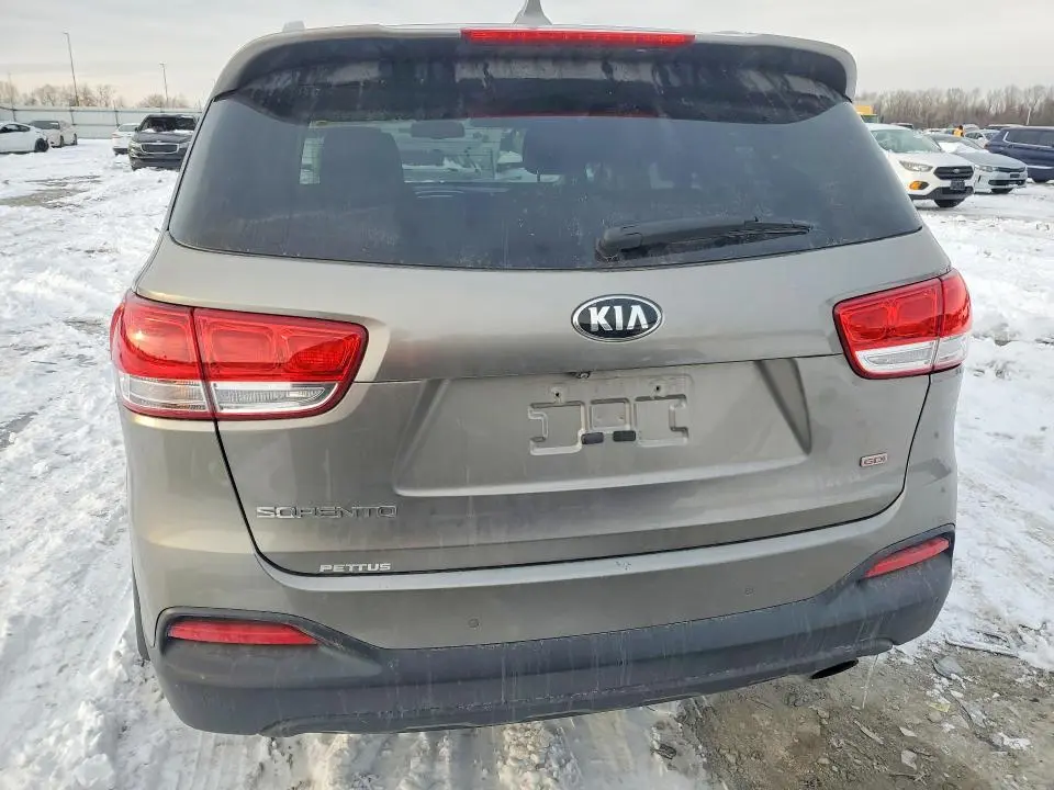 2016 KIA SORENTO LX  