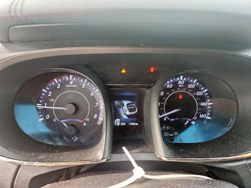 2016 TOYOTA AVALON XLE  
