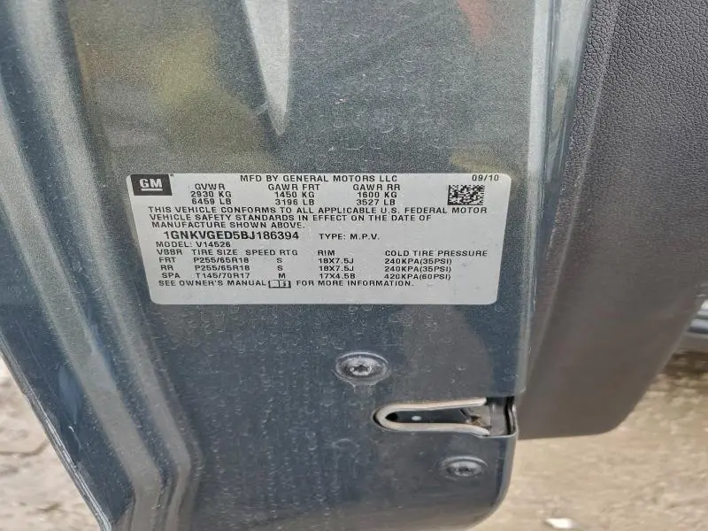 2011 CHEVROLET TRAVERSE LT  