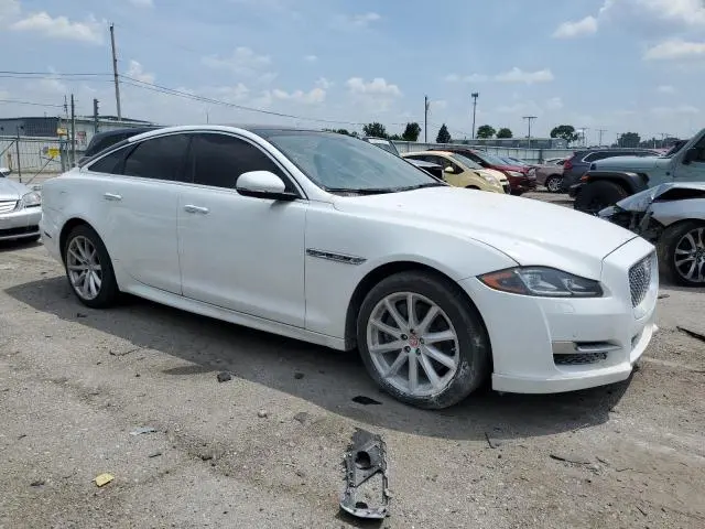 2016 JAGUAR XJ   