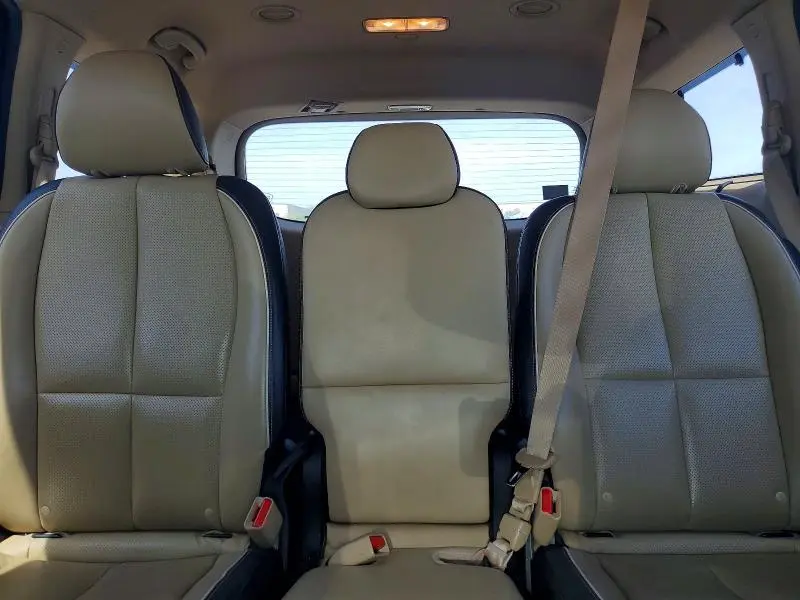 2015 KIA SEDONA EX  