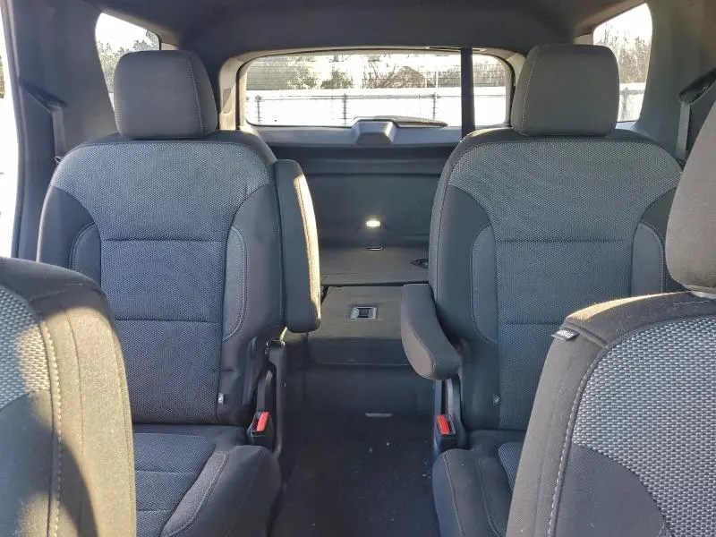 2022 CHEVROLET TRAVERSE LT  