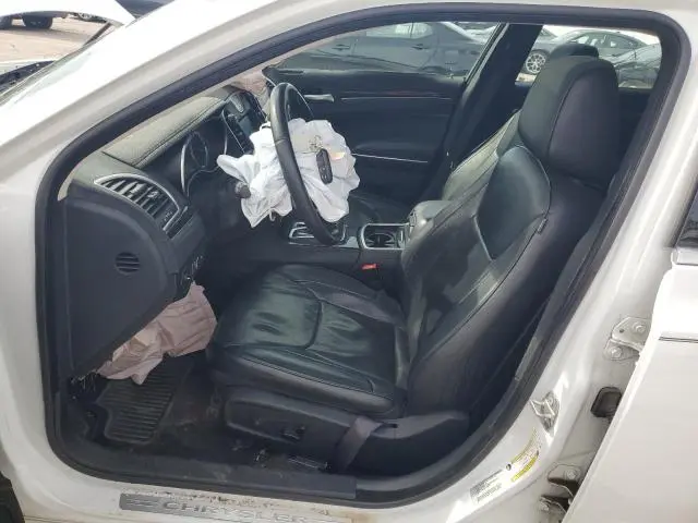 2017 CHRYSLER 300C   