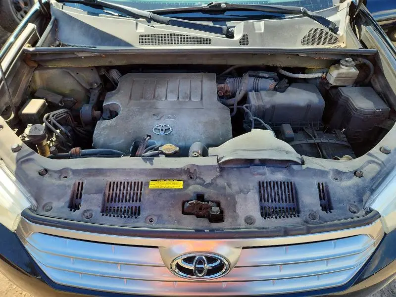 2013 TOYOTA HIGHLANDER BASE  