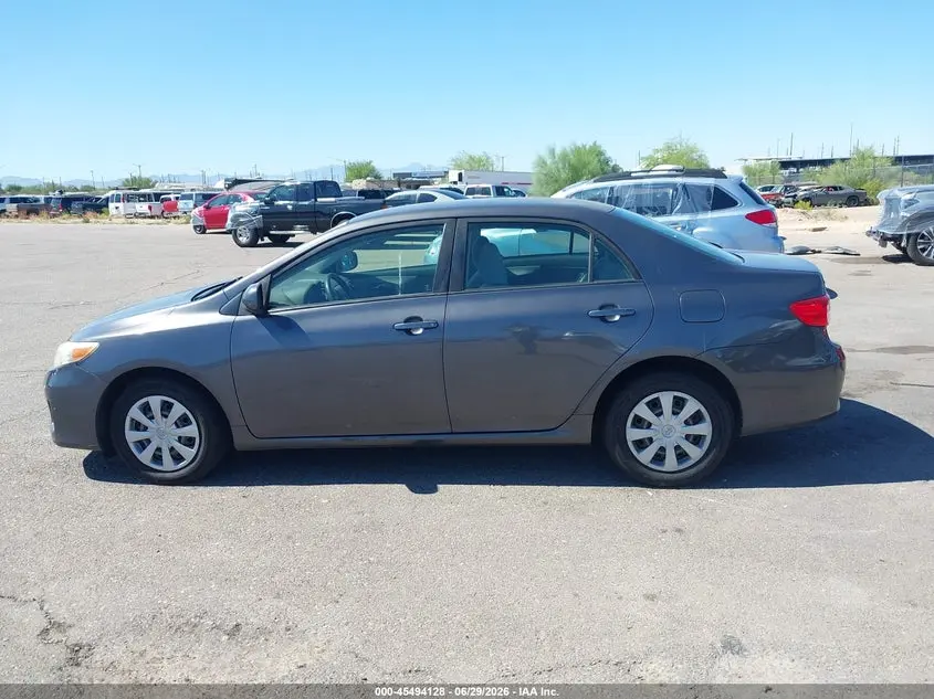 2011 TOYOTA COROLLA LE