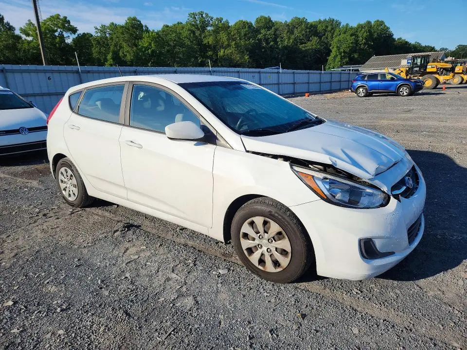 2017 HYUNDAI ACCENT SE  