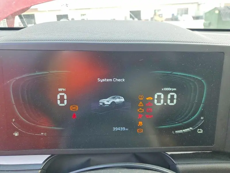 2023 KIA NIRO LX  