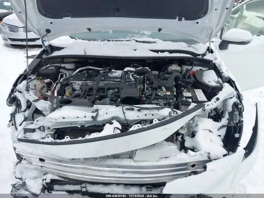 2024 TOYOTA COROLLA HYBRID XLE