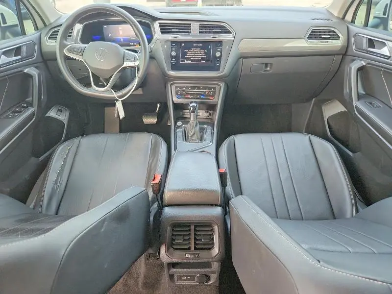 2022 VOLKSWAGEN TIGUAN SE  