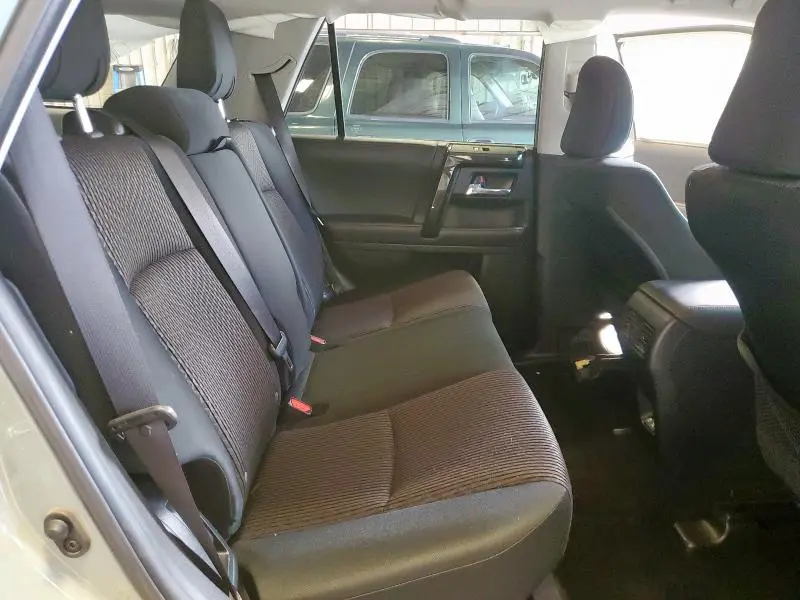 2022 TOYOTA 4RUNNER SR5/SR5 PREMIUM  