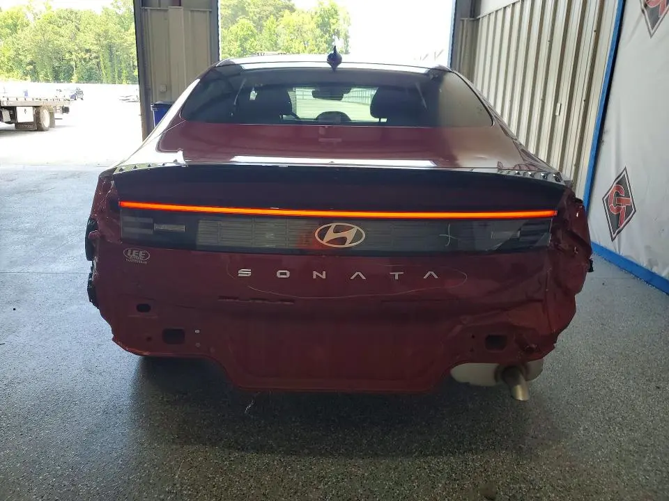 2026 HYUNDAI SONATA SE  