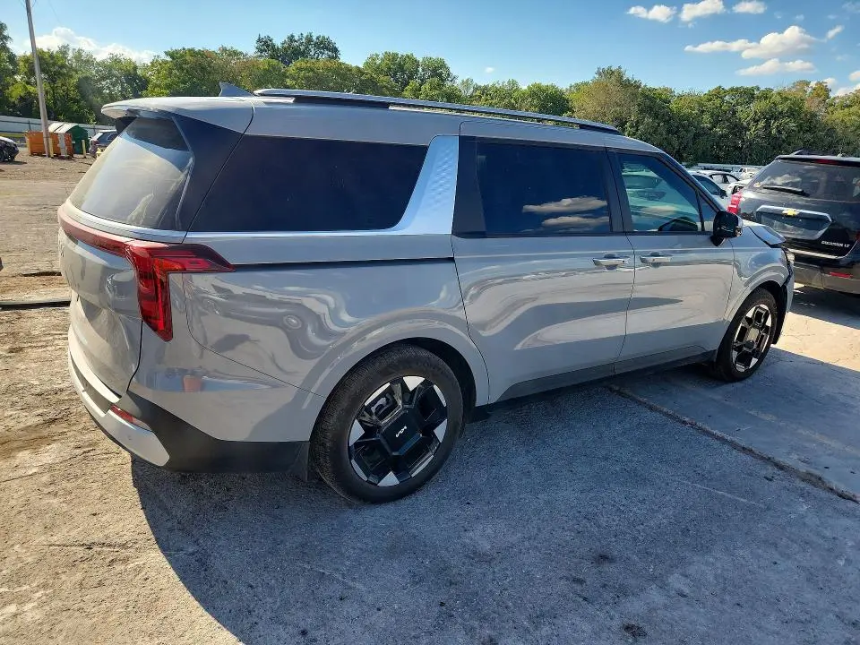 2026 KIA CARNIVAL EX  