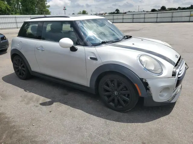 2015 MINI COOPER 