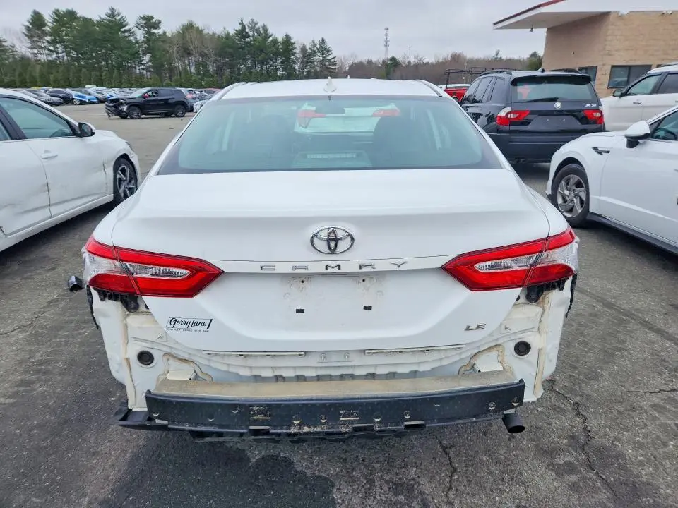 2019 TOYOTA CAMRY LE  