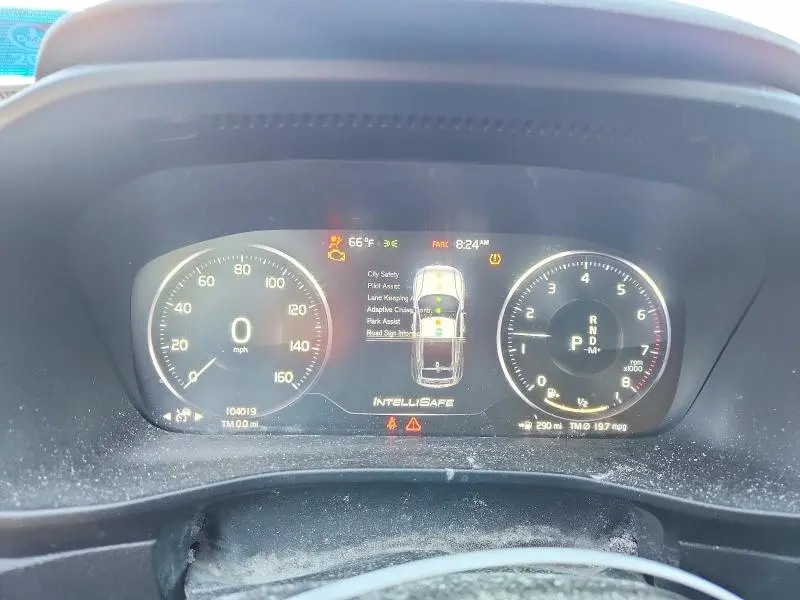 2019 VOLVO XC40 T5 INSCRIPTION  