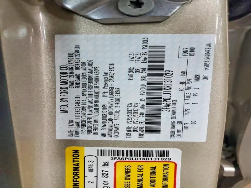 2019 FORD FUSION SE  