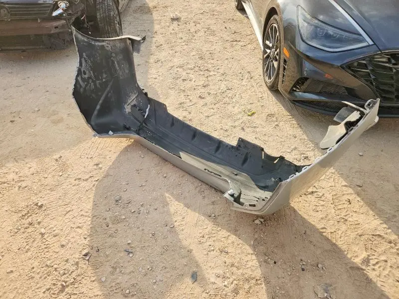 2021 NISSAN VERSA SR  
