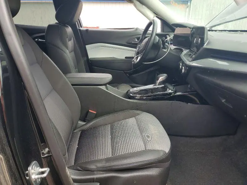 2025 CHEVROLET TRAX 1LT  