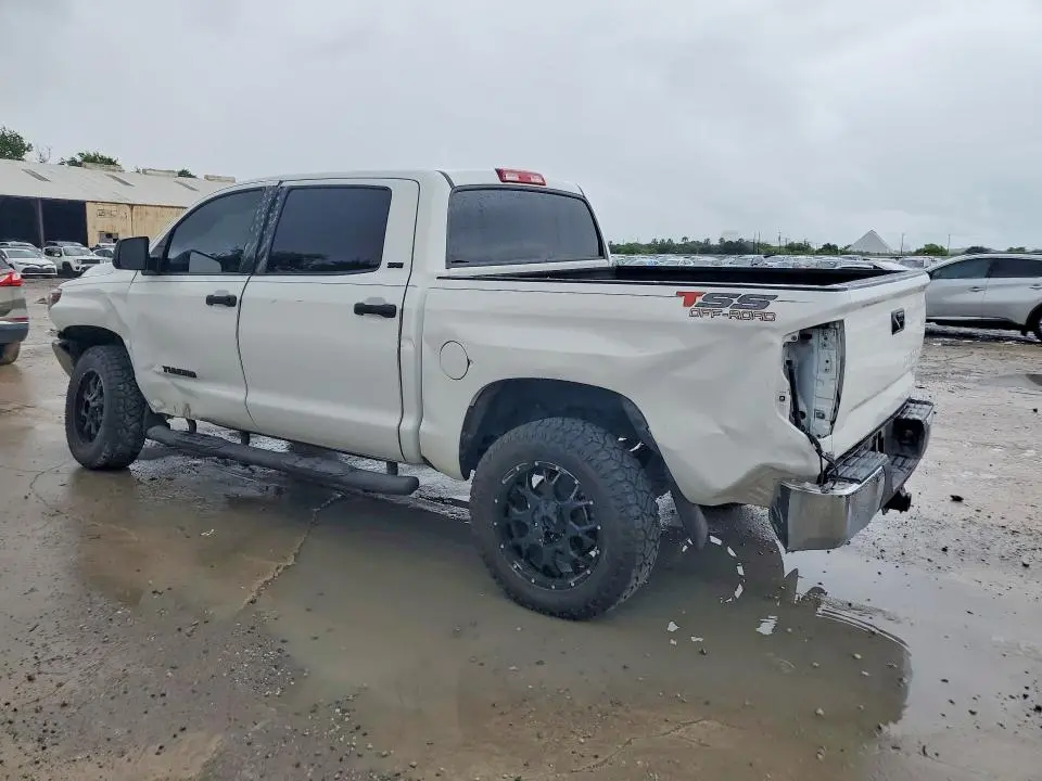 2019 TOYOTA TUNDRA CREWMAX SR5  