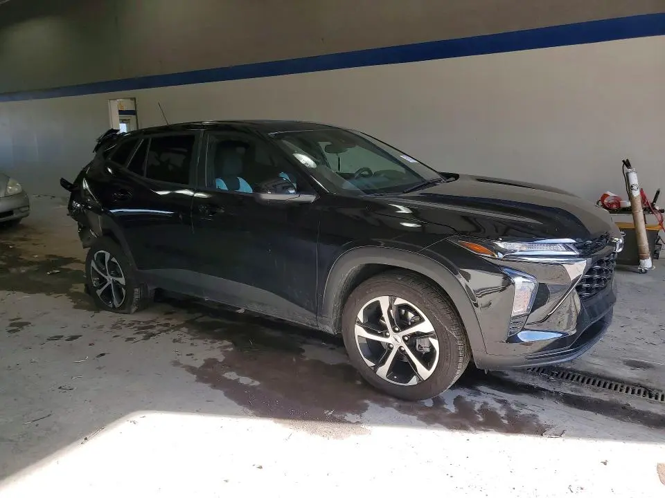 2025 CHEVROLET TRAX 1RS  