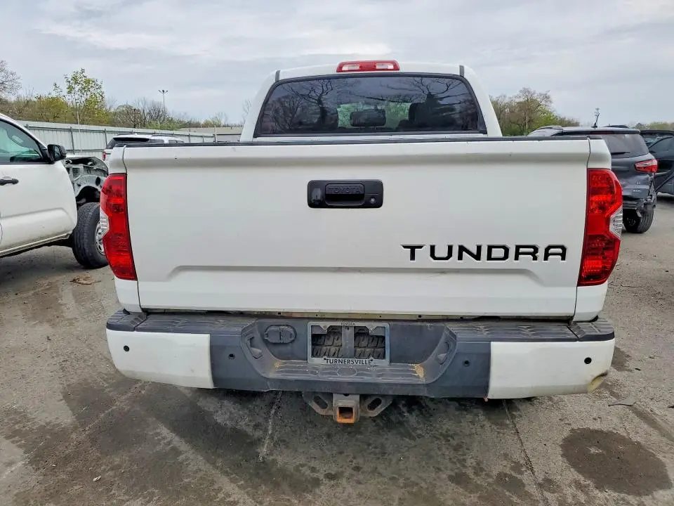 2014 TOYOTA TUNDRA LIMITED  