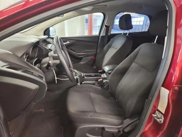 2017 FORD FOCUS SE