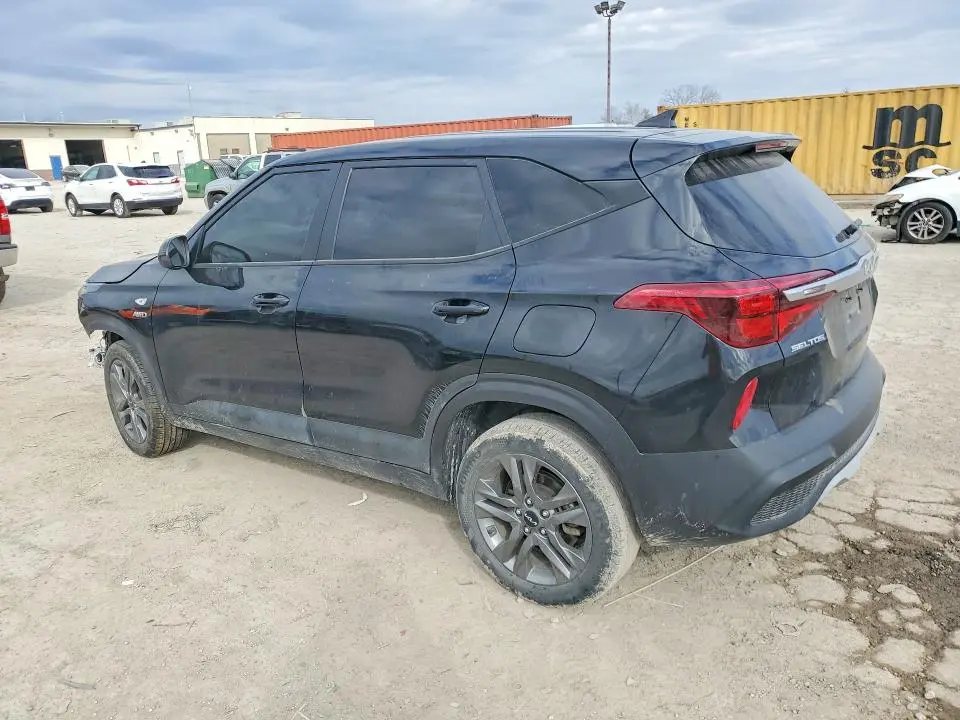 2023 KIA SELTOS LX  