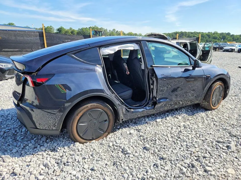 2026 TESLA MODEL Y   