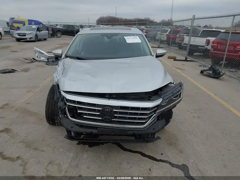 2020 VOLKSWAGEN PASSAT 2.0T R-LINE