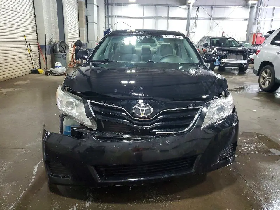 2011 TOYOTA CAMRY LE  