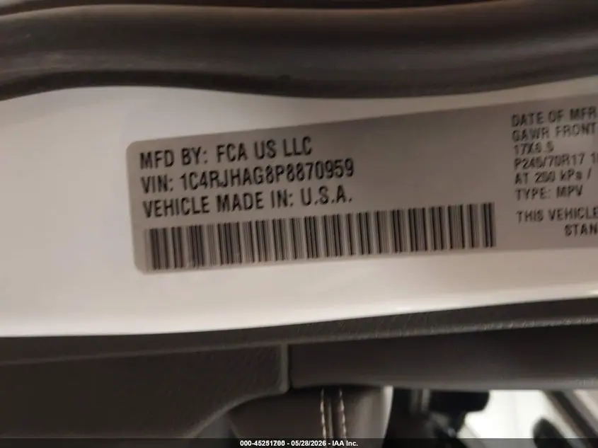2023 JEEP GRAND CHEROKEE LAREDO 4X4