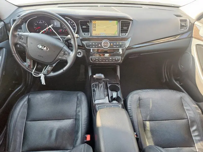 2016 KIA CADENZA LUXURY  