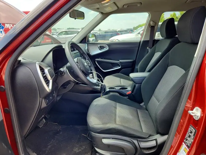 2020 KIA SOUL LX  