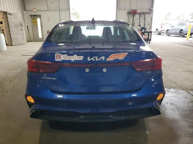 2022 KIA FORTE FE  