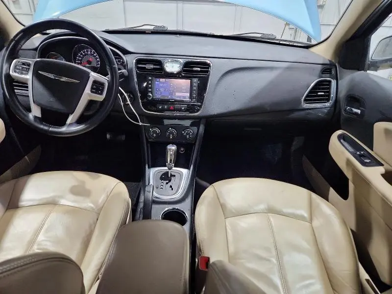 2011 CHRYSLER 200 LIMITED  