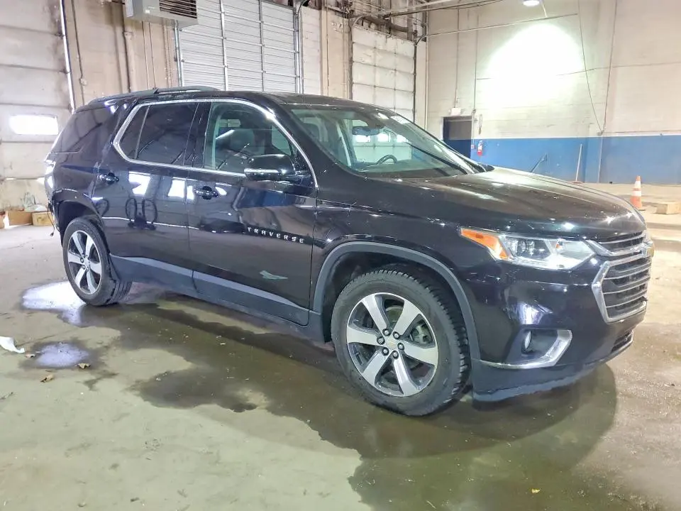 2020 CHEVROLET TRAVERSE LT  