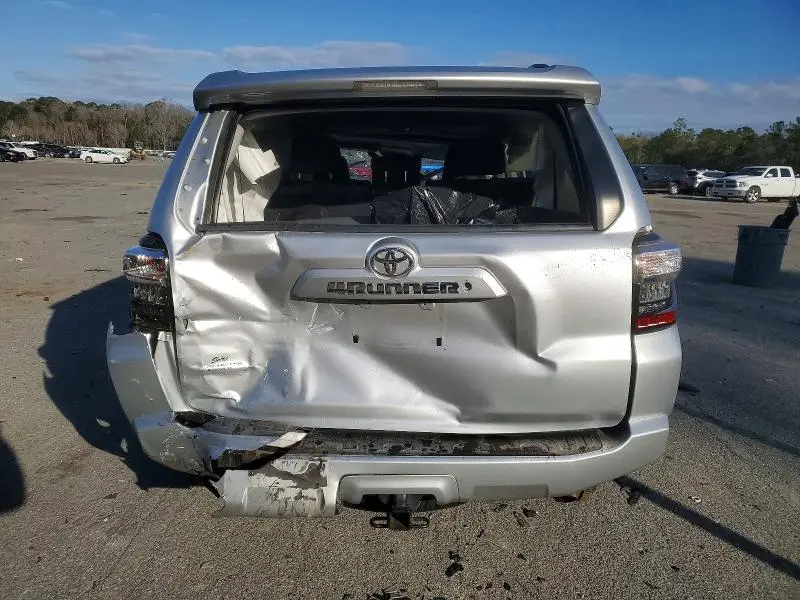 2019 TOYOTA 4RUNNER SR5  