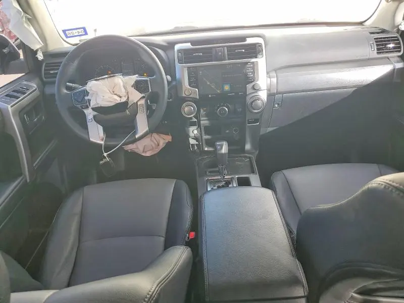 2022 TOYOTA 4RUNNER SR5  