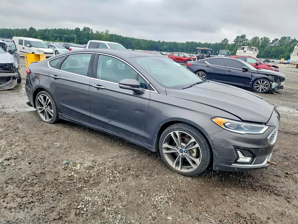 2019 FORD FUSION TITANIUM  