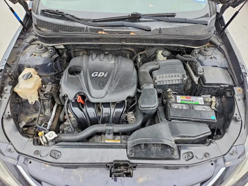 2011 HYUNDAI SONATA GLS  