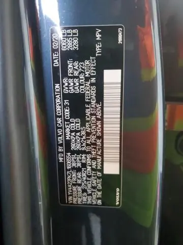 2020 VOLVO XC90 T6 MOMENTUM  