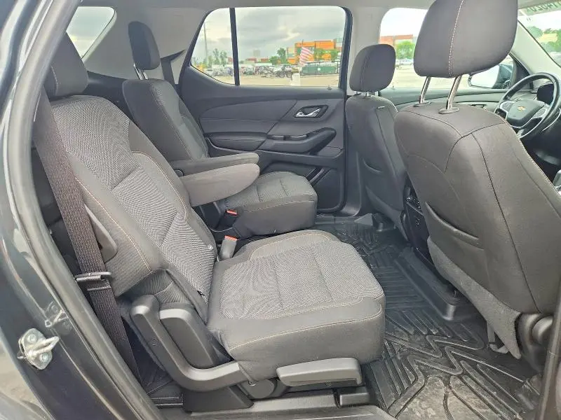 2018 CHEVROLET TRAVERSE LT  