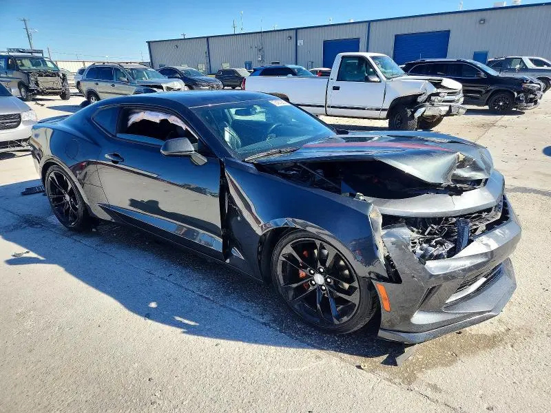 2017 CHEVROLET CAMARO LT  
