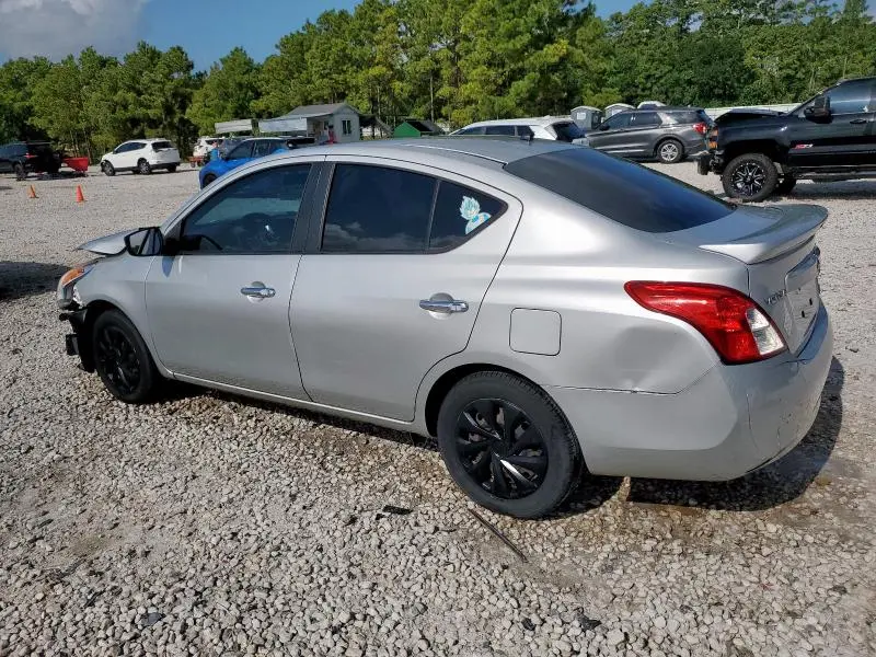 2015 NISSAN VERSA S  