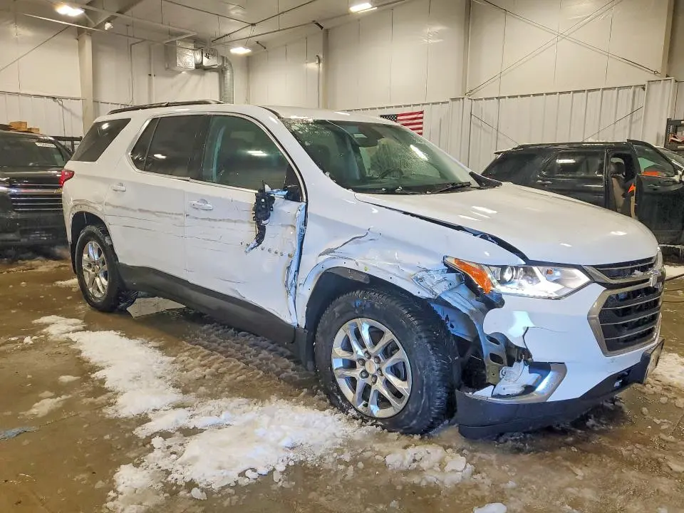 2020 CHEVROLET TRAVERSE LT  