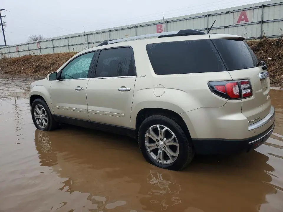 2015 GMC ACADIA SLT-2  