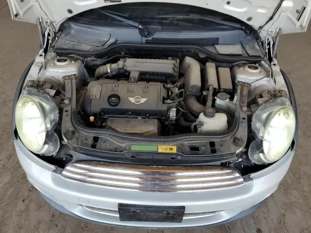 2011 MINI COOPER   